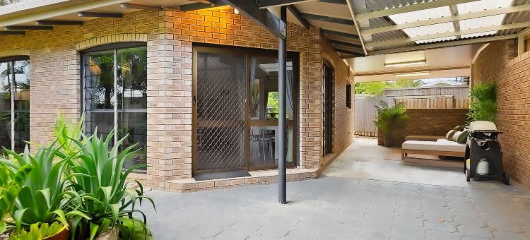三一海滩绿色小屋(Green Cottage Trinity Beach I Pet Friendly I BBQ)图片