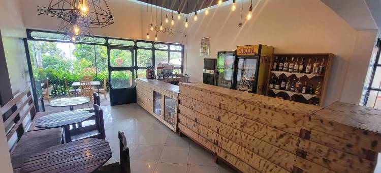 麦迪的厨房和住宿(Maddy's Kitchen and Accommodation)图片