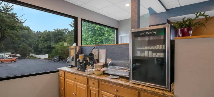 韦斯特菲尔德 - 斯普林菲尔德凯艺酒店(Quality Inn Westfield - Springfield)图片