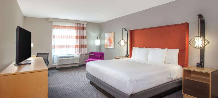 马德拉昆塔温德姆套房酒店(La Quinta Inn & Suites by Wyndham Madera)图片