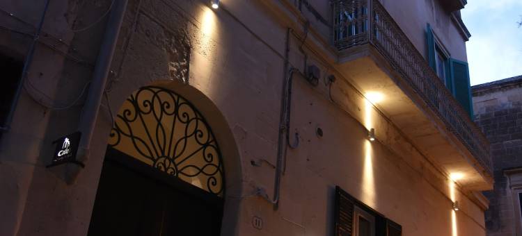 卡戴里奢华套房酒店(Cadelli Luxury Suite & Apartments)图片