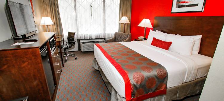刘易斯顿华美达酒店及会议中心(Ramada by Wyndham Lewiston Hotel & Conference Center)图片