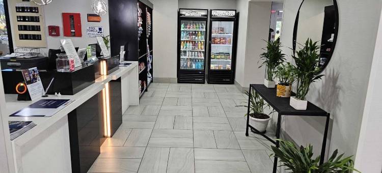 迪尔菲尔德海滩I-95拉昆塔温德姆套房酒店(La Quinta I-95 Deerfield Beach)图片