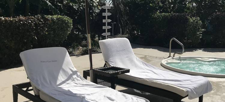 卡尔港康福特套房度假酒店(Ports of Call Resort)图片