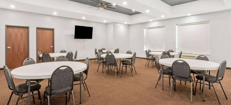 加斯里拉昆塔温德姆套房酒店(La Quinta Inn & Suites by Wyndham Guthrie)图片