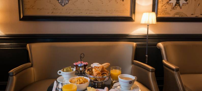 圣塞尔埃托伊尔酒店(Hotel Saint Cyr Etoile)图片