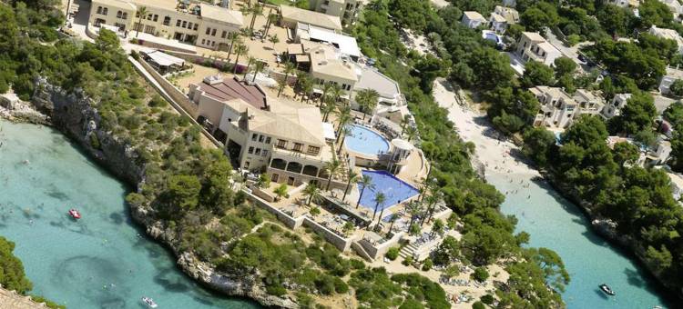 Robinson Cala Serena图片