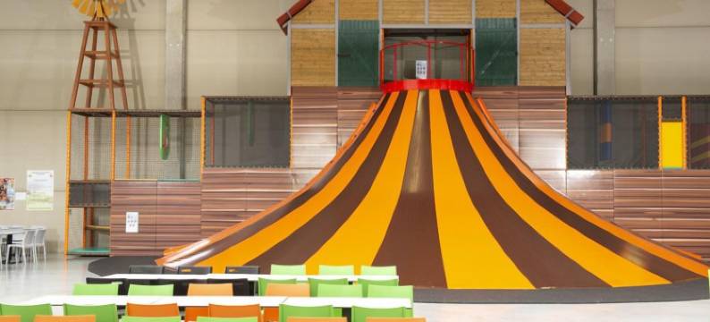 阿兹布鲁克芙蓉德蕾斯酒店(Hôtel Fleur de Lys Hazebrouck)图片