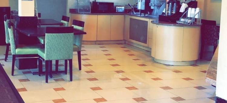 哈特福德速8酒店(Super 8 by Wyndham Hartford)图片