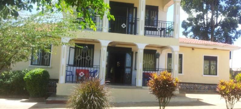 瑞娜阿卡莎酒店(Rena Akasha Establishments)图片