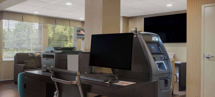 凯艺套房酒店(Quality Inn & Suites Chambersburg)图片