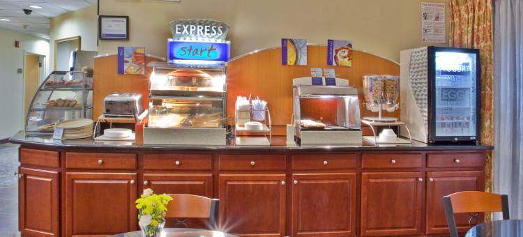 罗维莎智选假日酒店及套房(Holiday Inn Express & Suites Lawrenceville)图片