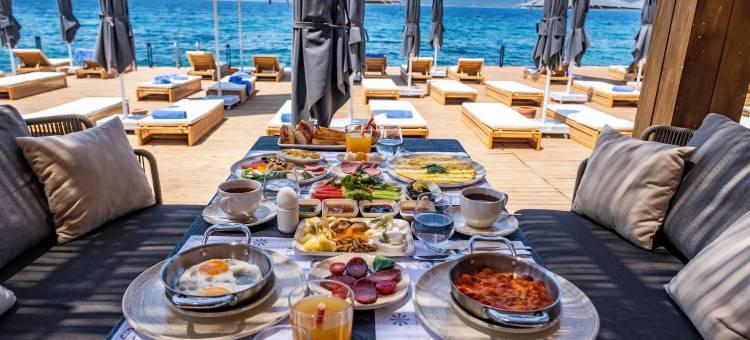 伊索丽娜·博德鲁姆(Isolina Bodrum)图片
