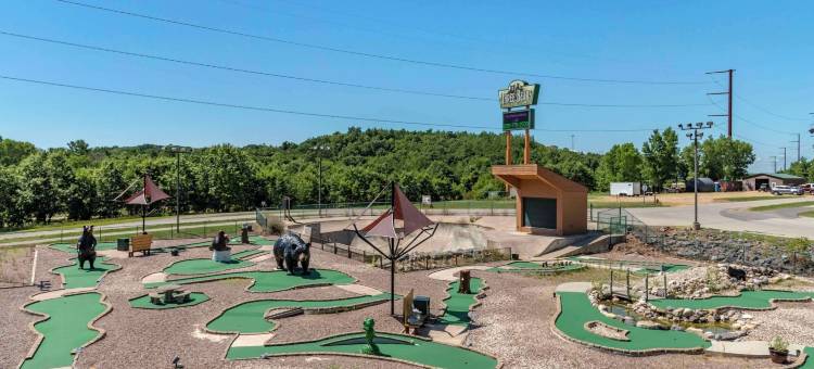 Three Bears Resort Waterpark Near Tomah Ascend Collection图片