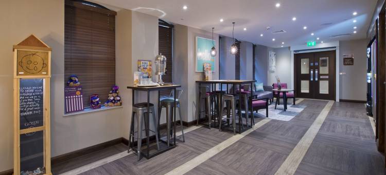 优品迎伦敦法灵顿(史密斯菲尔德)酒店(Premier Inn London Farringdon (Smithfield) hotel)图片
