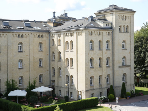 穆扎克多姆酒店