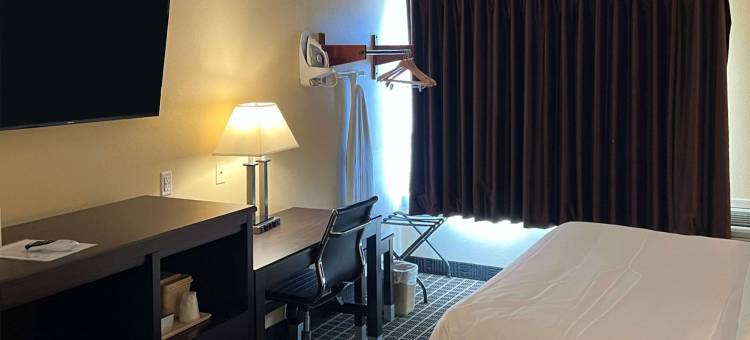 MainStay套房奥佐纳I-10(MainStay Suites Ozona I-10)图片