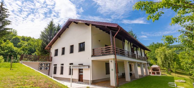 民宿绿色宁静普利特维采湖(B&B Green Serenity Plitvice Lakes)图片