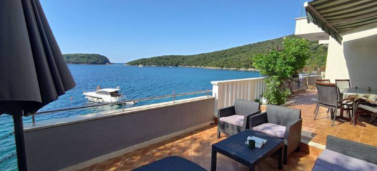 Beach House - Spectacular Beach House with Hot Tub (4 +1 Bedrooms,4 Bathrooms)图片