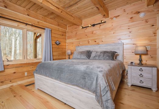 Wander Inn Hotel Overview