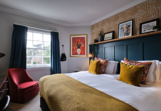 The Bulls Head HotelOver view