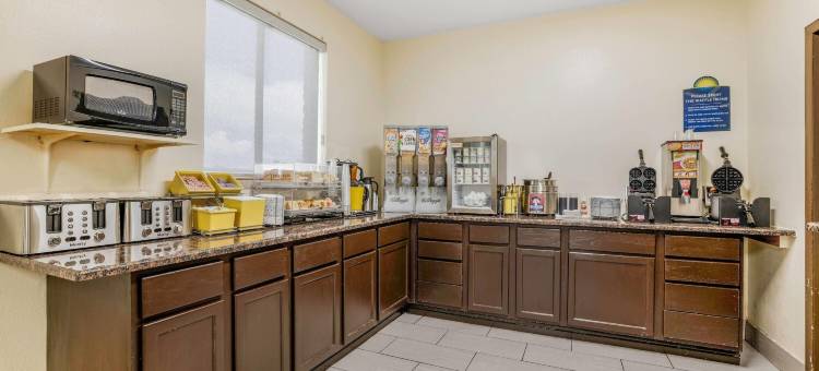 科特斯戴斯酒店(Days Inn by Wyndham Cortez)图片