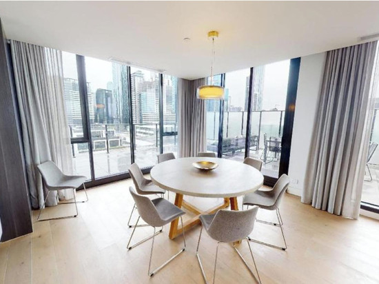 豪华顶楼，拥有海湾和城市美景