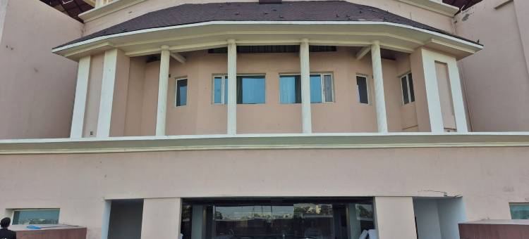 高德温梅鲁特(Godwin Meerut)图片