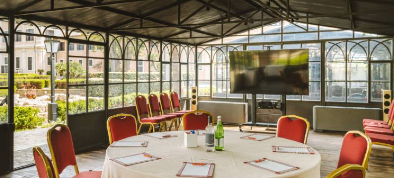 拉波斯塔维奇亚酒店(La Posta Vecchia Hotel)图片