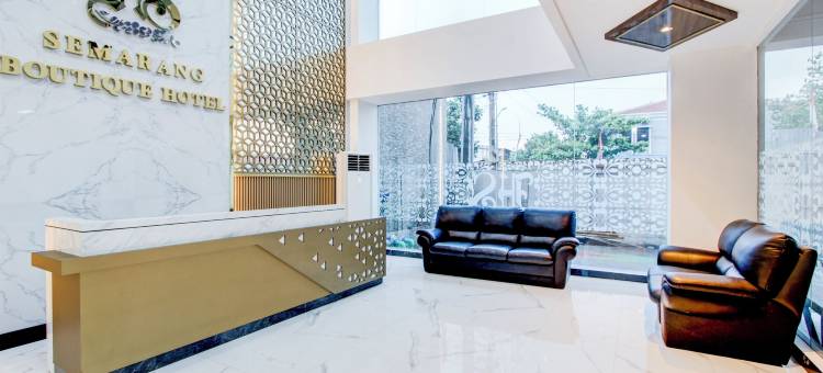 OAK联排别墅靠近塞马朗公园购物中心(原塞马朗精品酒店)(Townhouse Oak Near the Park Mall Semarang Formerly Semarang Boutique Hotel)图片