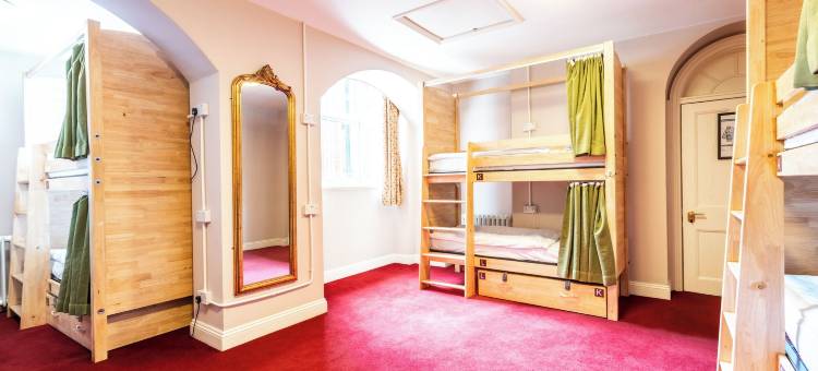 瑞士小屋帕玛旅馆(Palmers Lodge Swiss Cottage)图片