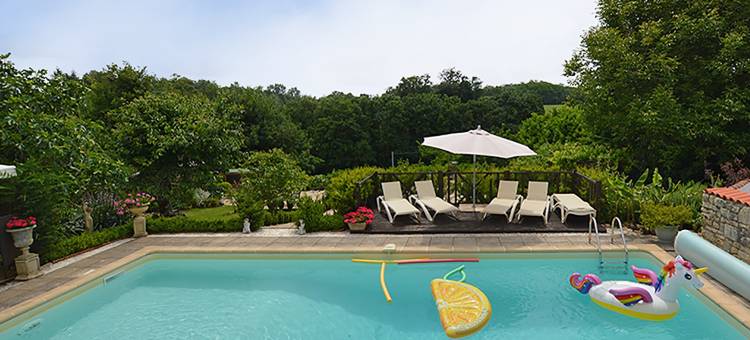 Holiday Home in Charente with Pool图片