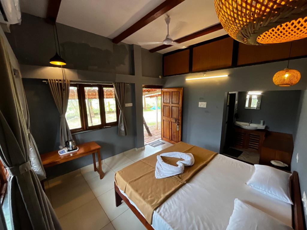 Mermaid Beach ResortOver view