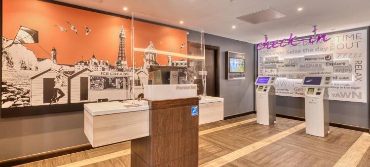 伯恩矛斯西崖普瑞米尔酒店(Premier Inn Bournemouth West Cliff)图片