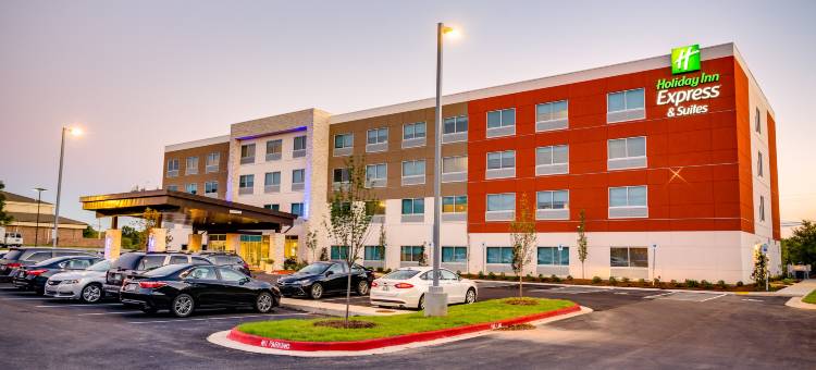 拉塞尔维尔套房智选假日酒店(Holiday Inn Express & Suites Russellville)图片