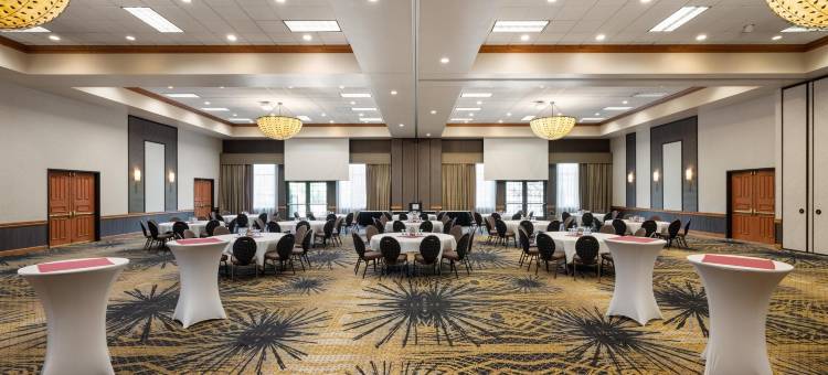 布里奇伍德度假贝斯特韦斯特精品酒店(Best Western Premier Bridgewood Resort Hotel)图片