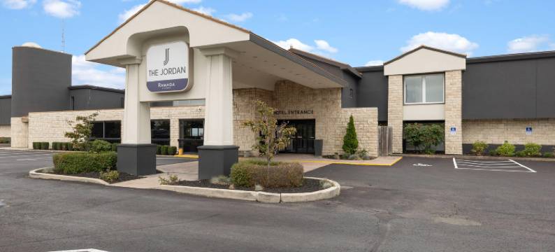 约旦灯塔港畔华美达酒店(Ramada by Wyndham Jordan/Beacon Harbourside Resort)图片