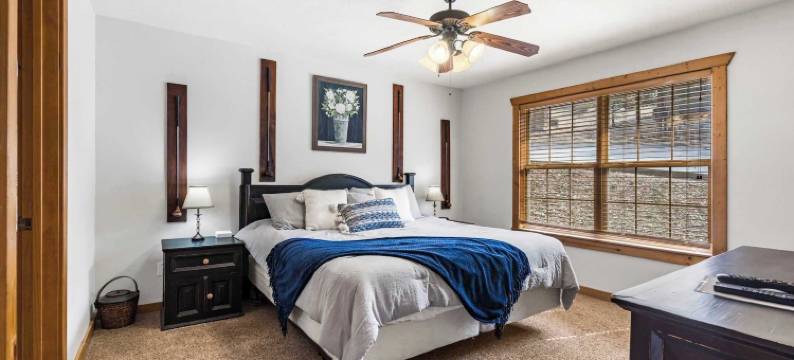 低语溪 - 在奥扎克斯的中心，靠近市中心！(Whispering Creek - in the Heart of Ozarks, Near DT!)图片