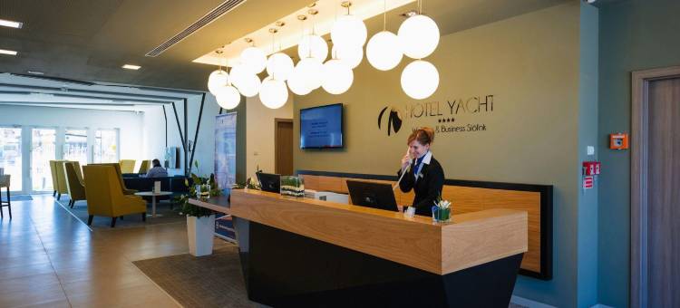 健康及商务游艇酒店(Hotel Yacht Wellness & Business)图片