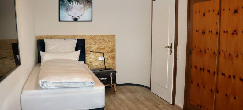 索内斯钦酒店餐厅(Hotel Restaurant Sonnenschein)图片