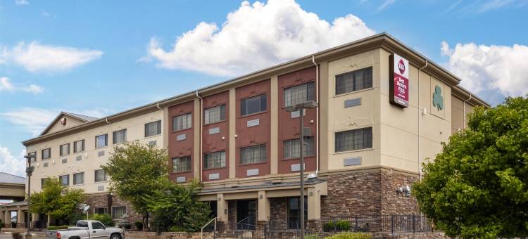 沙姆罗克贝斯特韦斯特优质套房酒店(Best Western Plus Shamrock Inn  Suites)图片