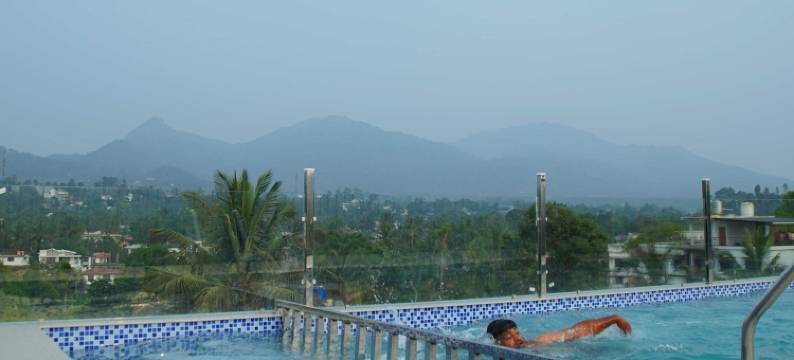 蓝景公寓(Blue Vista Residancy)图片