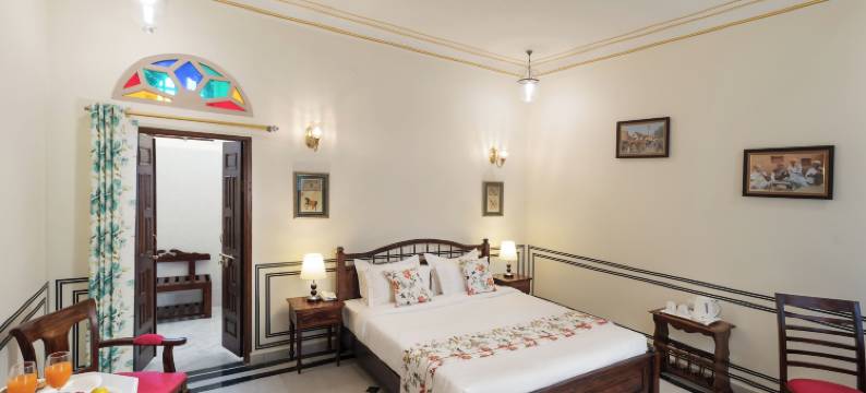 乌代普尔瓦蒂吲哚普拉生命之树度假酒店(Tree of Life Inderpura Resort Udaipurwati)图片