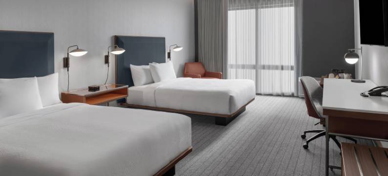 万豪万怡酒店伍德兰德(Courtyard by Marriott Woodland)图片