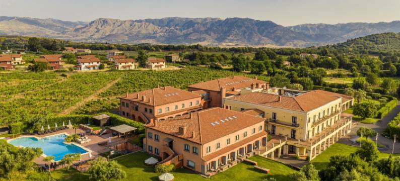 艾特娜高尔夫球2号水疗度假村(Il Picciolo Etna Golf Resort & Spa)图片