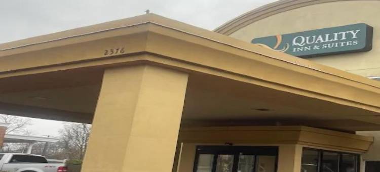 安阿伯高速公路23号凯艺套房酒店(Quality Inn & Suites Ann Arbor Hwy 23)图片