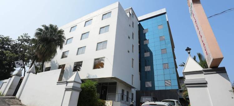 OYO 旗舰 16910 王子宫酒店(Townhouse Prince Palace)图片