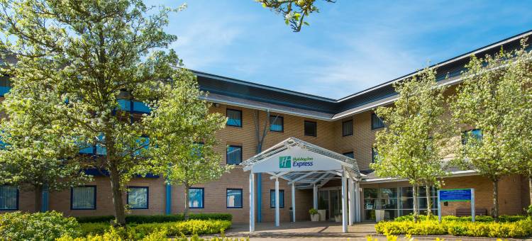 米尔顿凯恩斯智选假日酒店(Holiday Inn Express MILTON KEYNES by IHG)图片