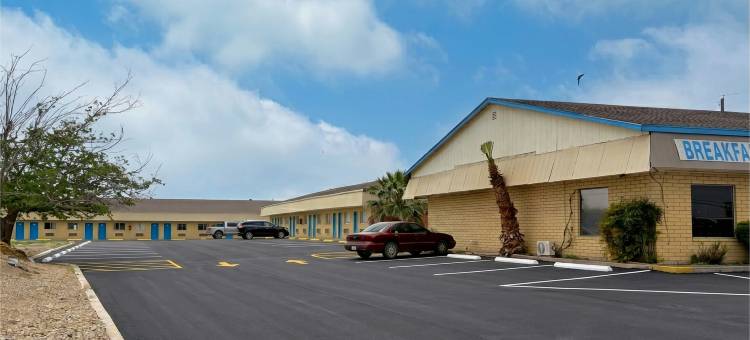 Champions Inn Del Rio TX Near US 90图片