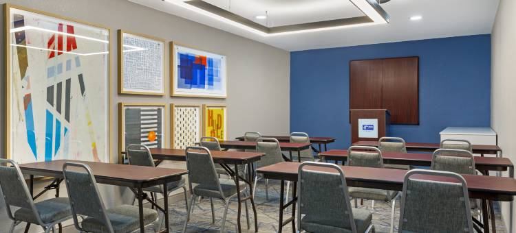 海恩尼斯-科德角智选假日酒店，洲际旗下(Holiday Inn Express Hyannis - Cape Cod by IHG)图片